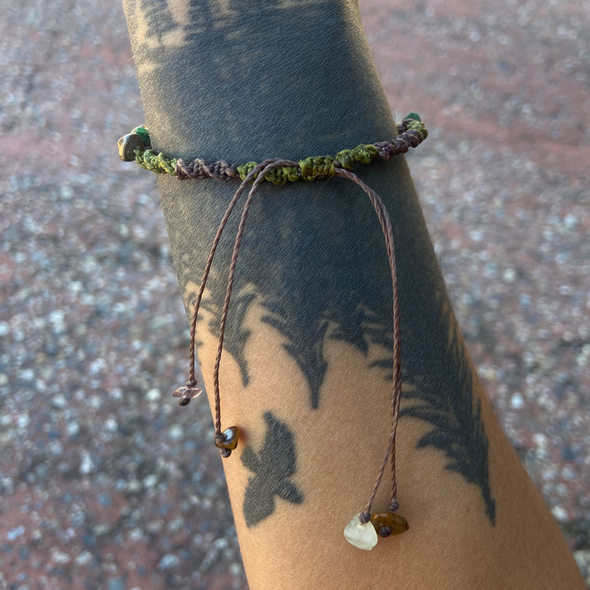SKOG · Pulsera de piedras naturales