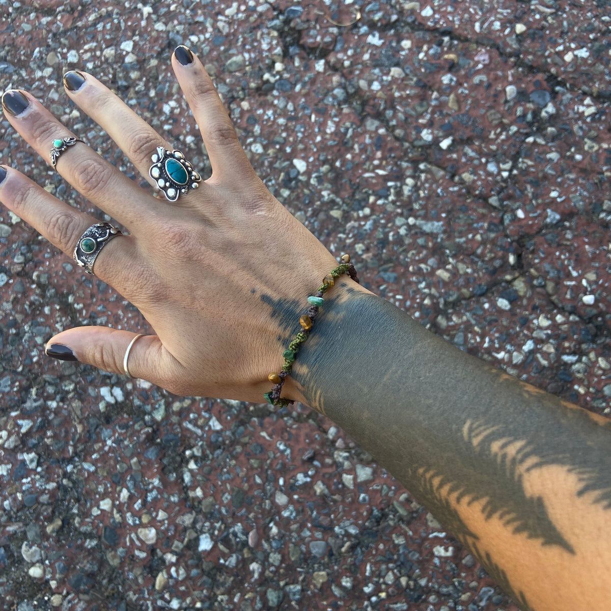 SKOG · Pulsera de piedras naturales